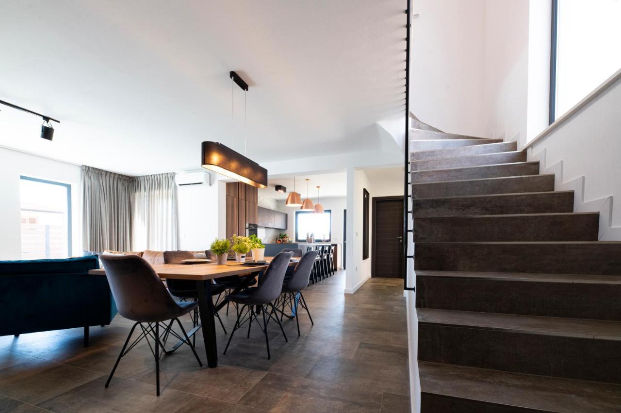 Marcante Family With A Pool Apartman